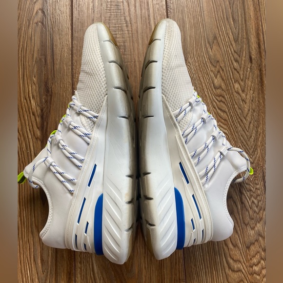 Louis Vuitton Fastlane Classic Sneakers in Men's Size 9.5 White - Picture 12 of 15